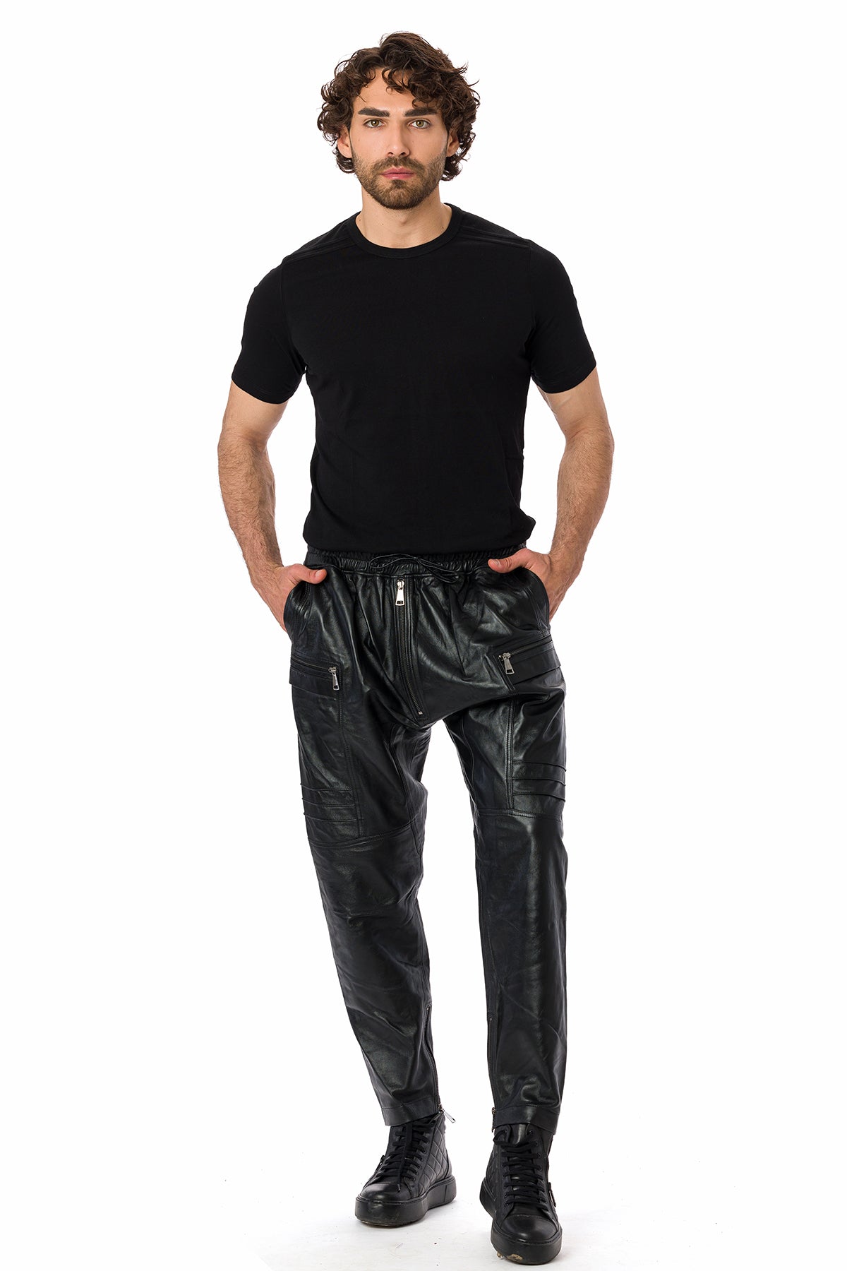 Men's loose fit Leather Pants. 100% High-End Quality Turkish Leather. Lambskin. Cold Weather Essentials. Elastic waistband. Side pockets.