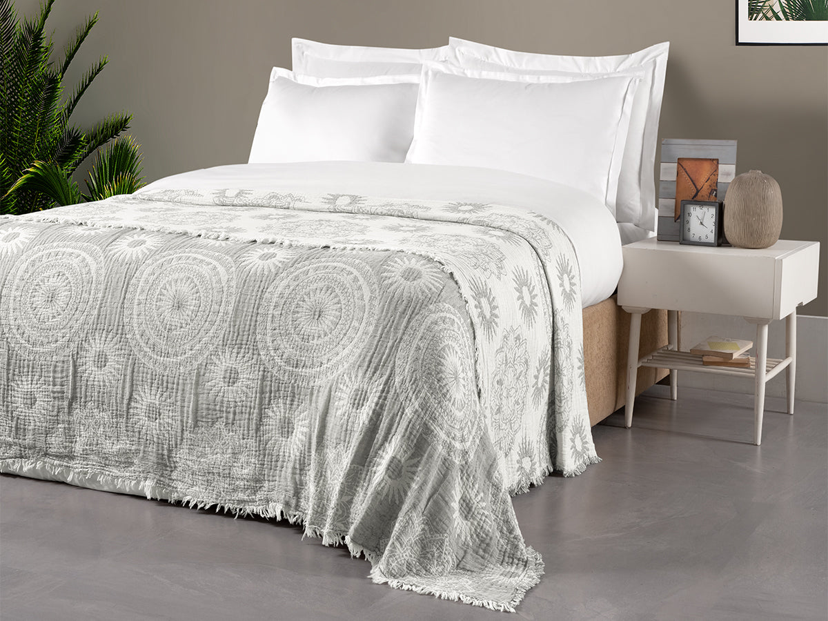 Suvi NYC Throw Blanket, 100 % Quality Turkish Cotton, Lightweight Super Soft Warm Blanket Bed Couch, All Seasons, 86X90 Queen Size