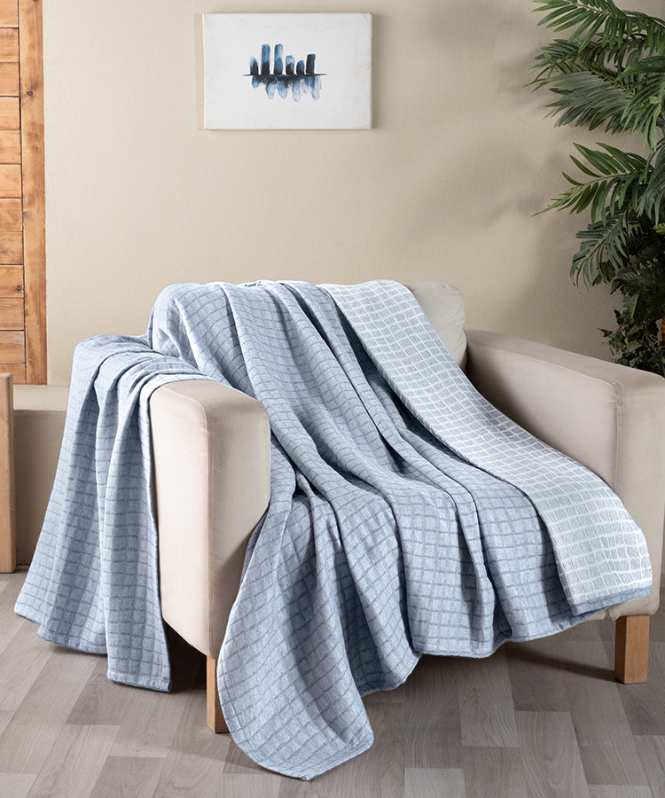 Suvi NYC Plaid Pattern Comfy Throw Blanket, High End Turkish Cotton, Lightweight And Soft Blanket Bed Couch Throw, All Seasons - 78X90 Queen