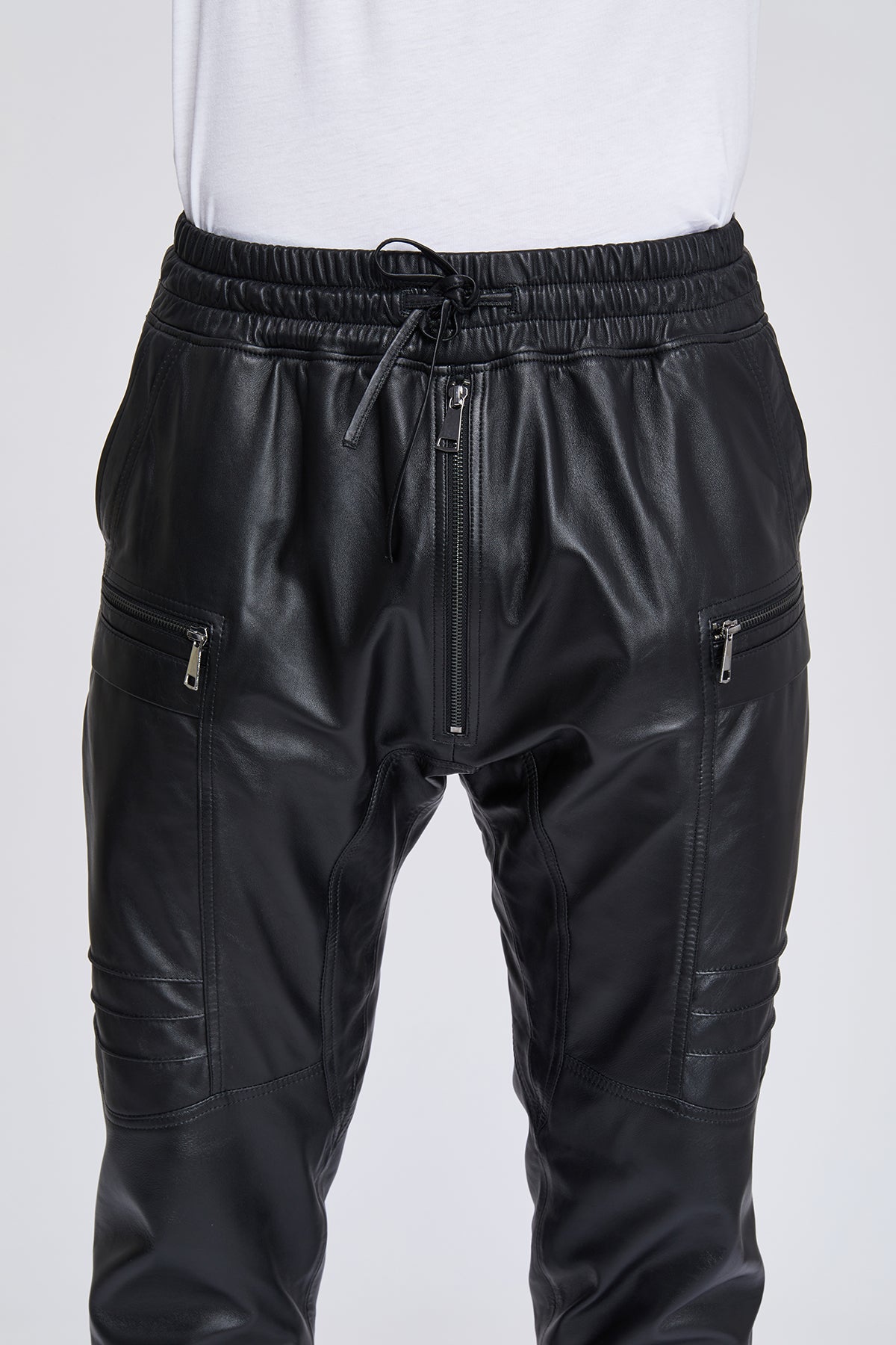 Men's loose fit Leather Pants. 100% High-End Quality Turkish Leather. Lambskin. Cold Weather Essentials. Elastic waistband. Side pockets.