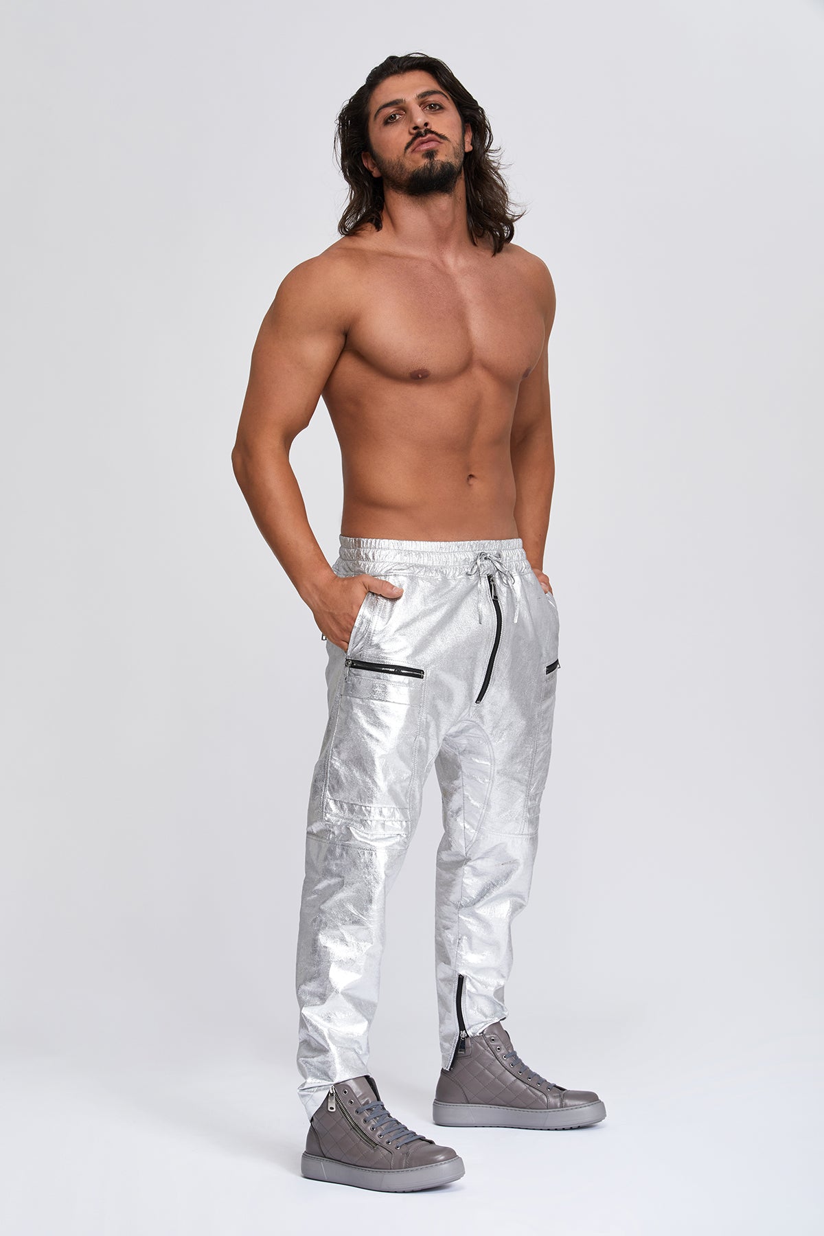 Men's loose fit Leather Pants. 100% High-End Quality Turkish Leather. Lambskin. Cold Weather Essentials. Elastic waistband. Side pockets.