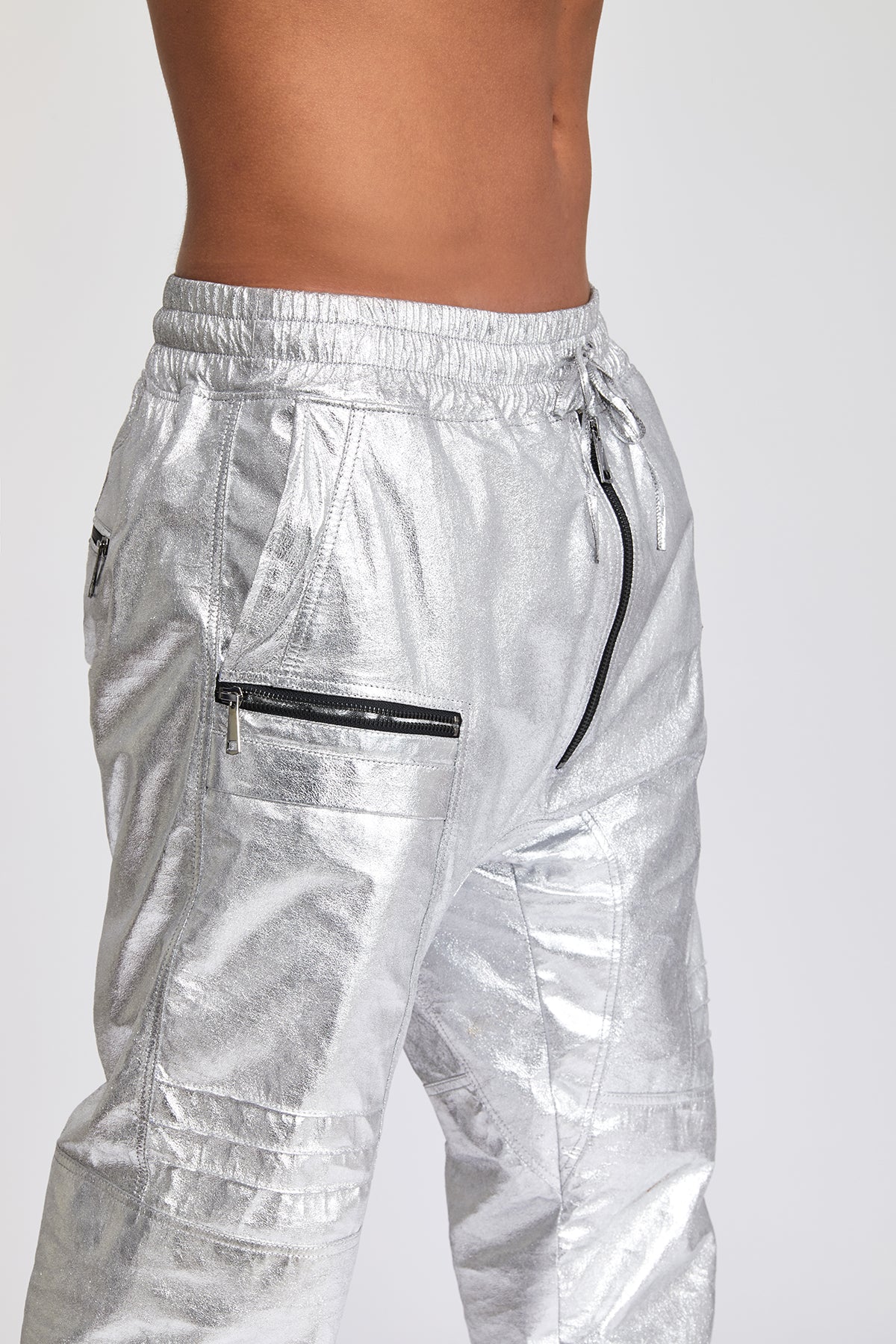 Men's loose fit Leather Pants. 100% High-End Quality Turkish Leather. Lambskin. Cold Weather Essentials. Elastic waistband. Side pockets.