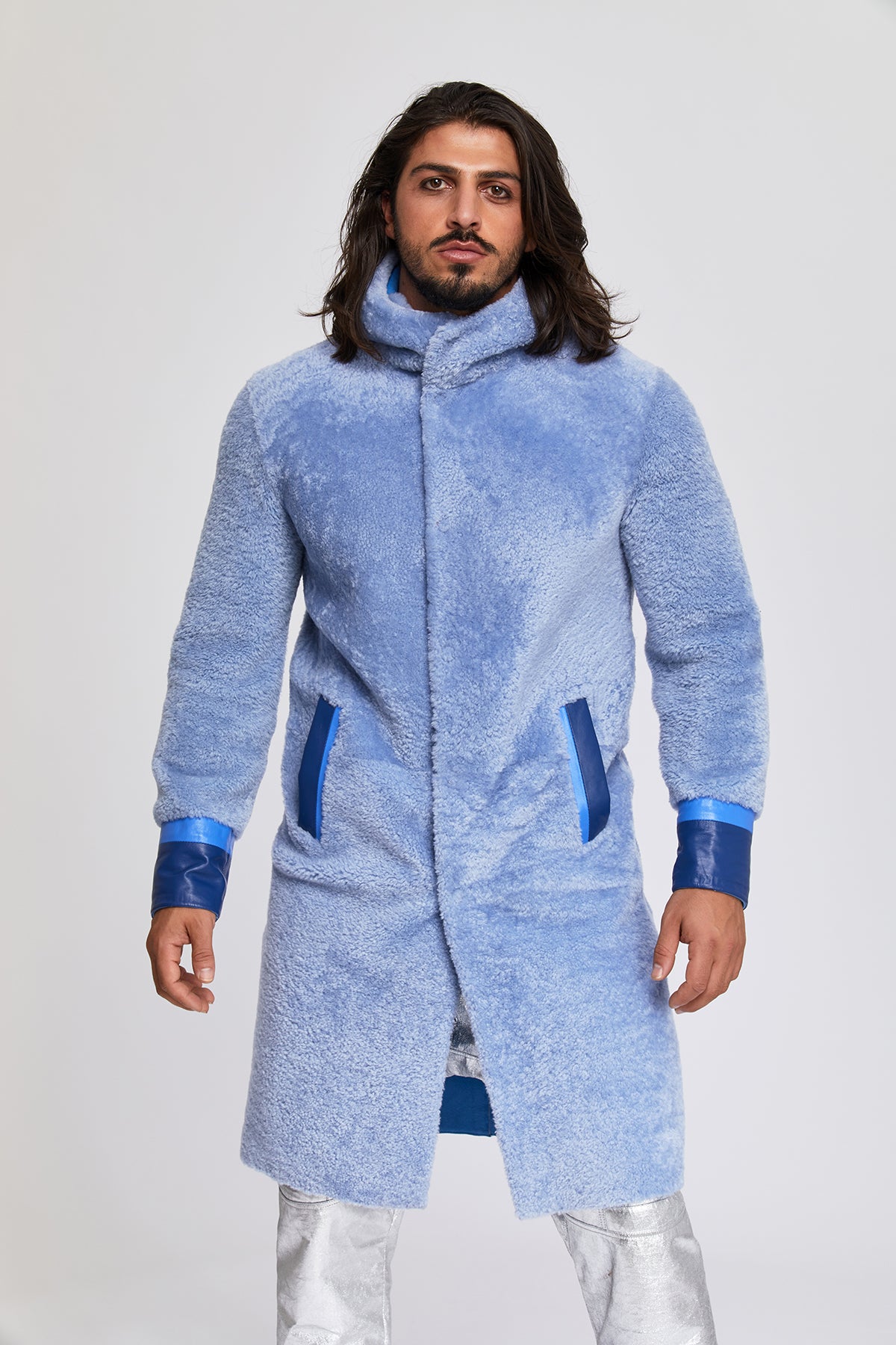 Men's shearlings winter overcoats. 100 % Turkish Sheepskin. Winter essentials in great design. Luxurious shearlings for men.
