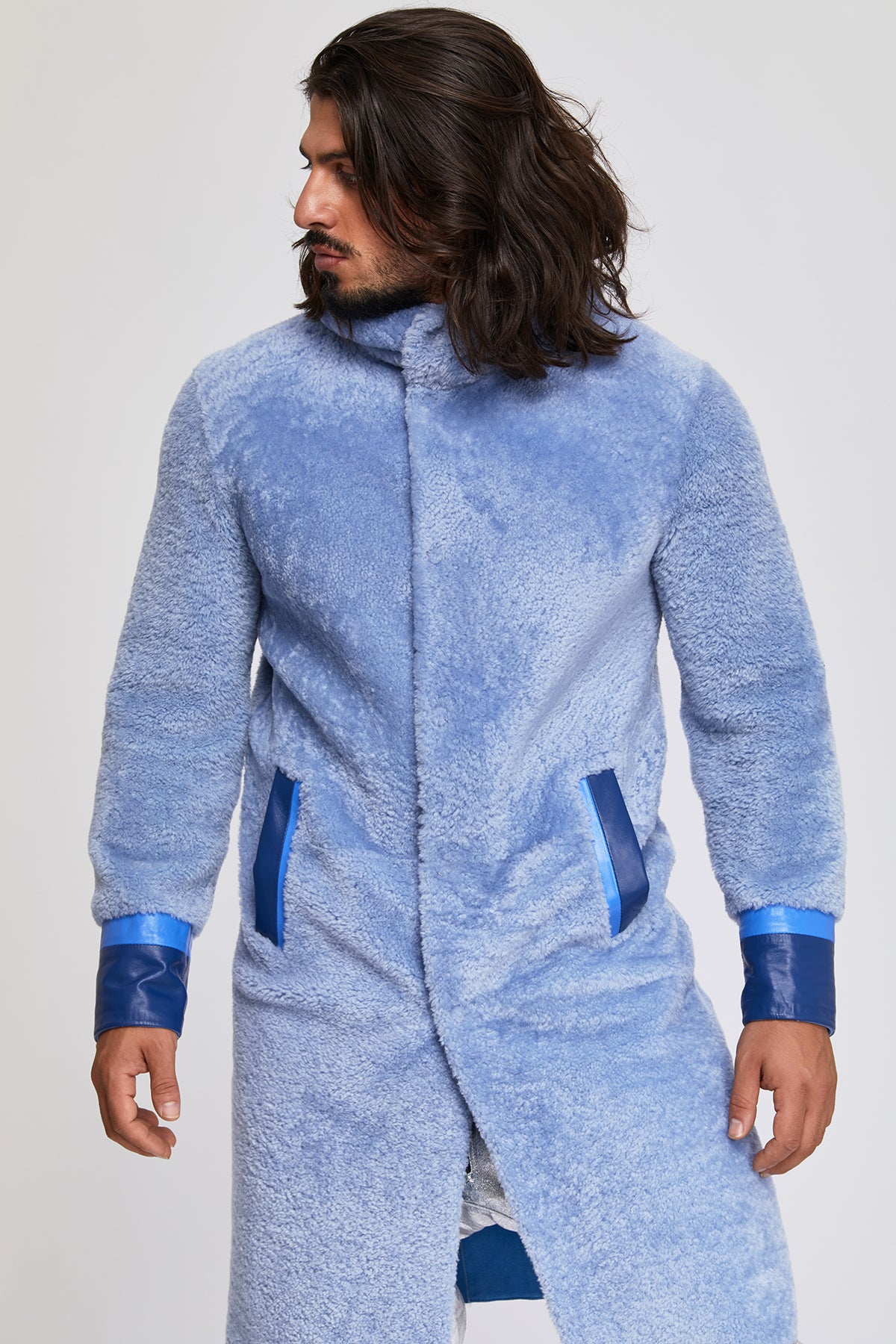 Men's shearlings winter overcoats. 100 % Turkish Sheepskin. Winter essentials in great design. Luxurious shearlings for men.