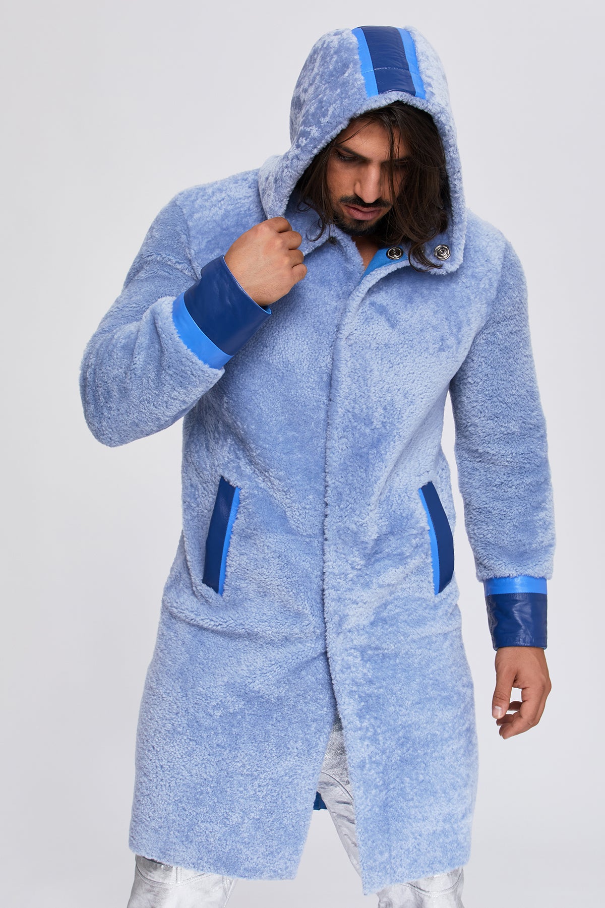 Men's shearlings winter overcoats. 100 % Turkish Sheepskin. Winter essentials in great design. Luxurious shearlings for men.