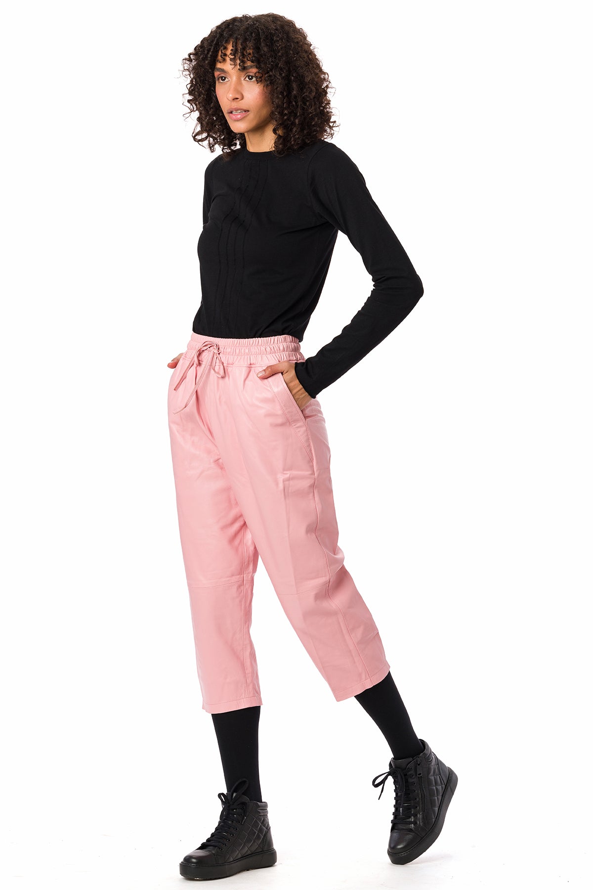 Suvi NYC Women's capri leather pants 100 % real Turkish leather lambskin. Leather cropped pants luxurious, high-end, trendy