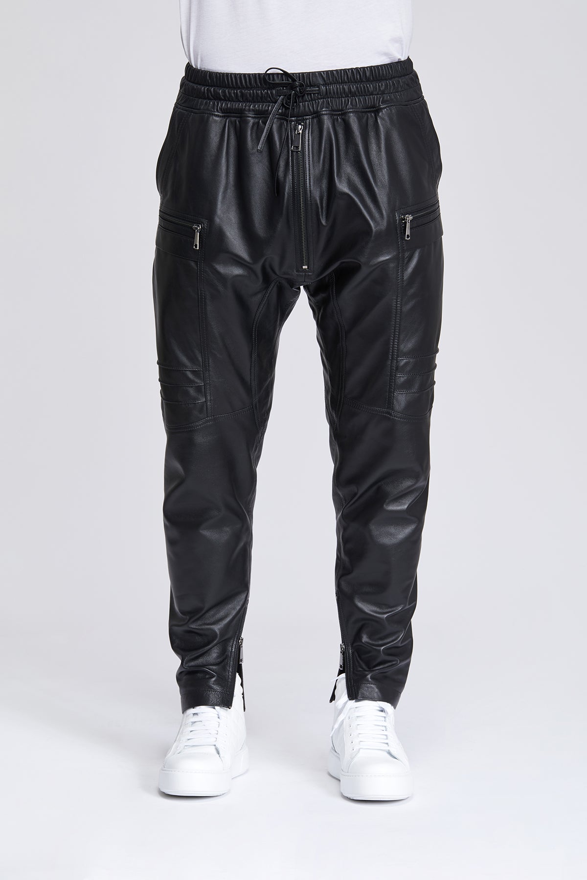 Men's loose fit Leather Pants. 100% High-End Quality Turkish Leather. Lambskin. Cold Weather Essentials. Elastic waistband. Side pockets.